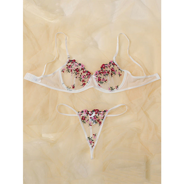 Flower embroidery white 3pcs
