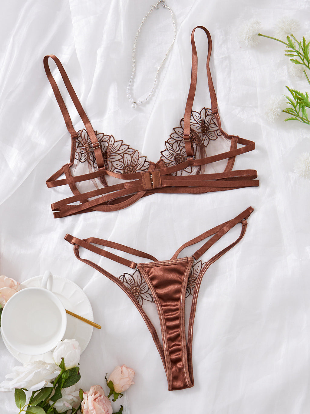 2pcs French elegance ,exquisitely embroidered with lace and straps