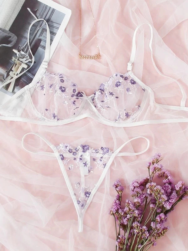 Flower embroidery white 3pcs