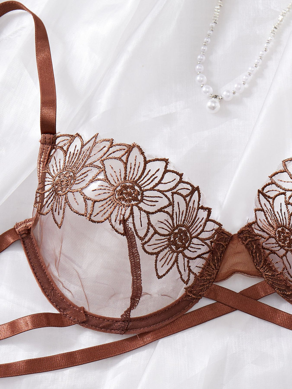 2pcs French elegance ,exquisitely embroidered with lace and straps